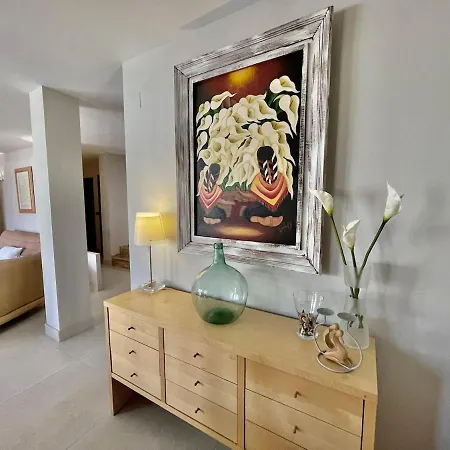 Casa Aisea Дом отдыха Калета-де-Велес